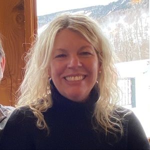 Meet your Posher, Liz